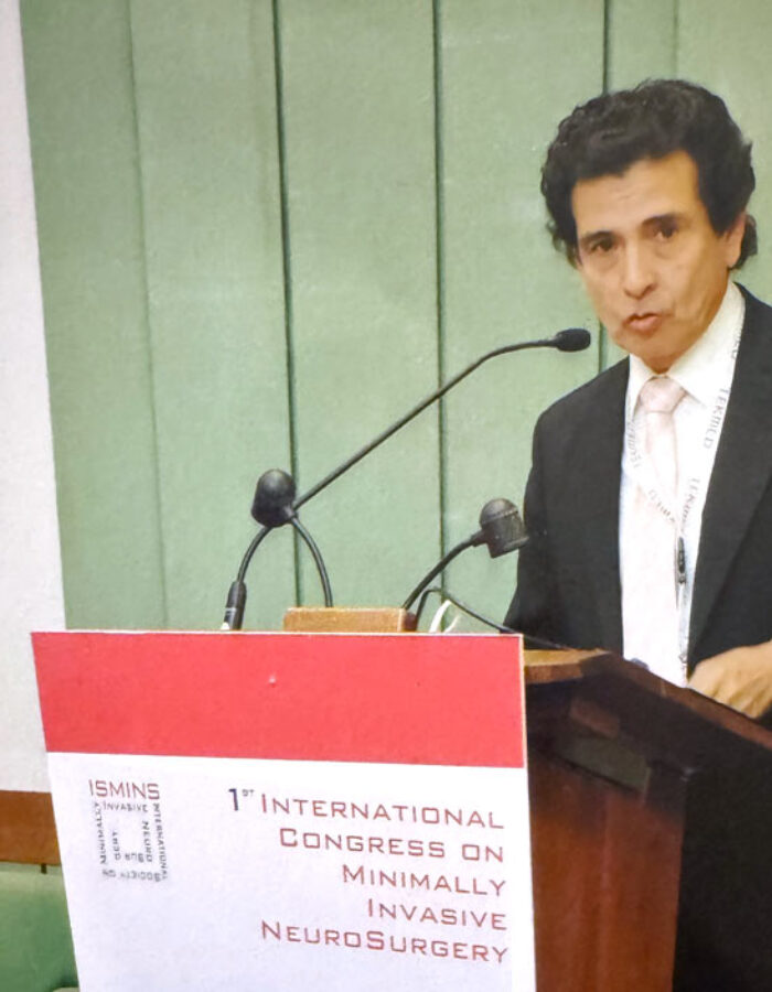 Doctor Cosamalón Congreso Florencia. International Congress on Minimally Invasive NeuroSurgery Doctor Cosamalón Congreso Florencia. International Congress on Minimally Invasive NeuroSurgery